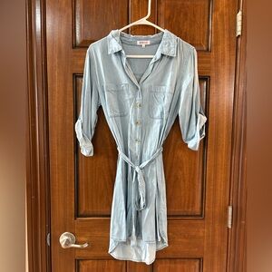 Just Fab Blue Denim Shirt Dress. Small.
